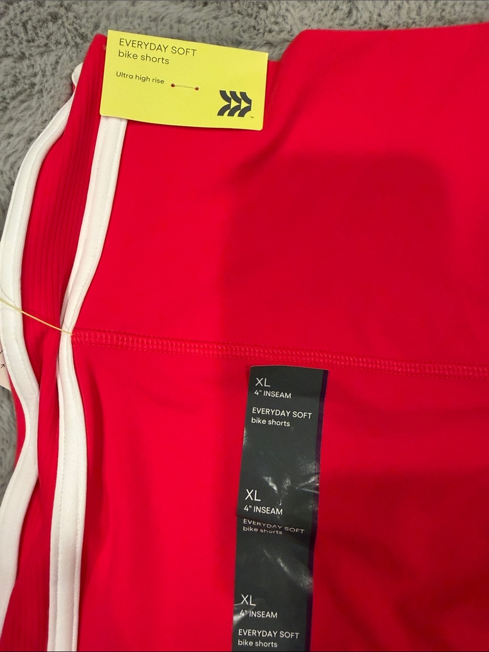 All in motion active wear set XXL top XL shorts - Picture 2 of 4